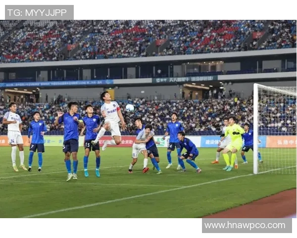 炫酷足球球星彩绘壁纸集锦展现运动与艺术的完美融合